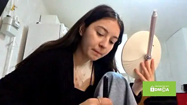 ZyntraLoom online show from February 16, 2026, 12:59 pm