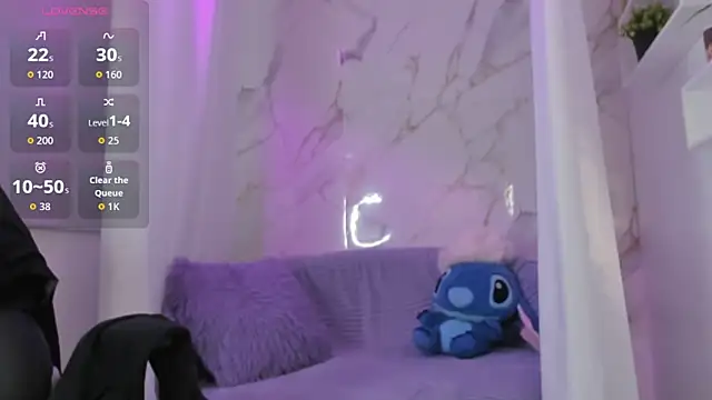 Bella Miller1  online show from March 26, 2026, 3:10 pm