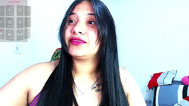 Snapshot of emily-rousee- chatting on February 16, 2026, 1:59 am emily-rousee- online show from February 16, 2026, 1:59 am