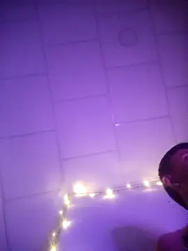 kimgorge online show from February 4, 2026, 3:56 am