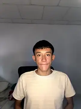 kimgorge online show from March 24, 2026, 8:31 pm