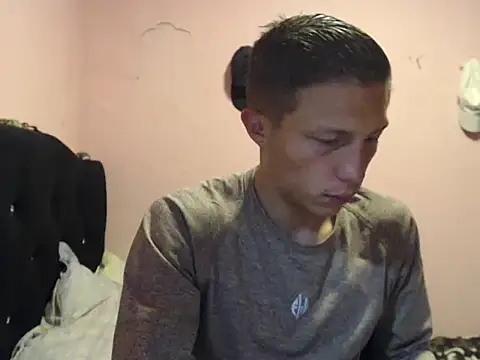 Snapshot of Cronos_Hot_8 chatting on February 19, 2026, 10:56 am Cronos Hot 8 online show from February 19, 2026, 10:56 am