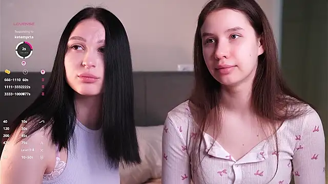 ZofiaSoshnik online show from February 15, 2026, 7:51 am