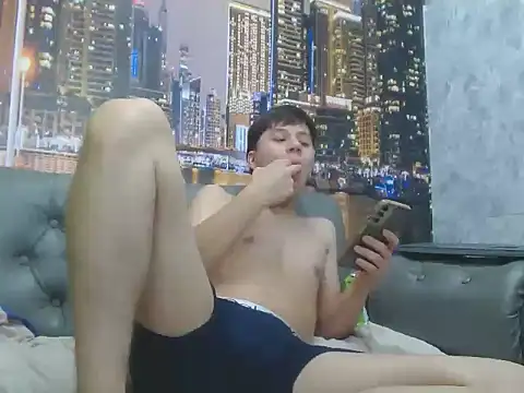 santiago xxxcol online show from March 21, 2026, 11:41 pm