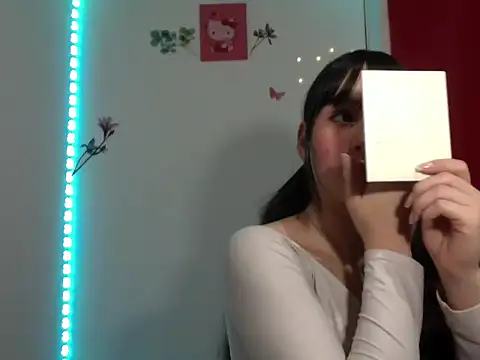 Snapshot of MikasaxX_ chatting on February 28, 2026, 2:55 am MikasaxX online show from February 28, 2026, 2:55 am