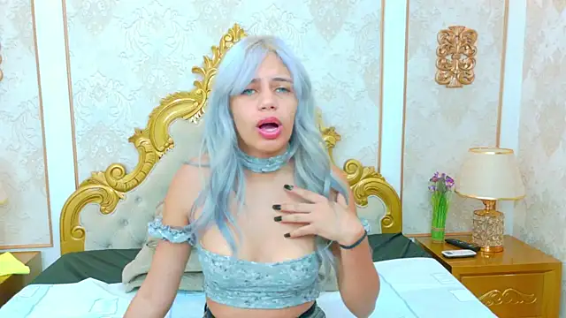 Snapshot of AlanaHouston chatting on February 11, 2026, 12:38 pm AlanaHouston online show from February 11, 2026, 12:38 pm