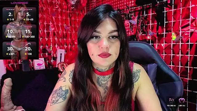 Zoeee 001 online show from February 17, 2026, 1:03 am