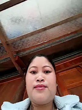 Snapshot of Mayly_Sweet chatting on February 14, 2026, 3:18 am Mayly Sweet online show from February 14, 2026, 3:18 am