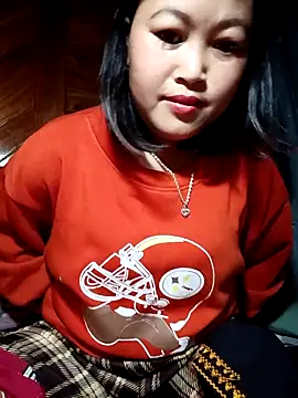 Snapshot of Mayly_Sweet chatting on February 3, 2026, 2:00 am Mayly Sweet online show from February 3, 2026, 2:00 am