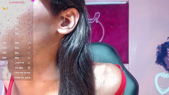 Snapshot of Karol_Vanessa__ chatting on February 25, 2026, 3:29 am Karol Vanessa online show from February 25, 2026, 3:29 am