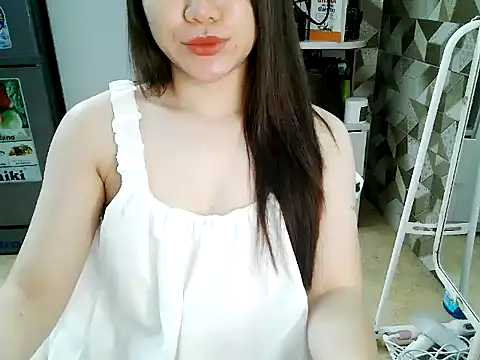 Amy8386 online show from February 8, 2026, 6:11 am