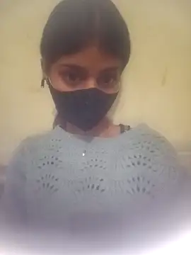 Snapshot of queen_gairl chatting on February 11, 2026, 2:50 pm queen gairl online show from February 11, 2026, 2:50 pm