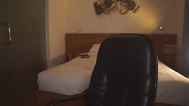 Sarah Pink online show from February 22, 2026, 1:13 pm