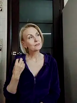 MichelleSolis online show from April 21, 2026, 6:47 pm