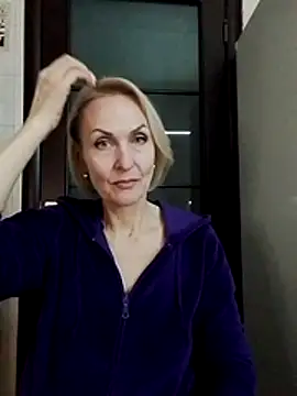 MichelleSolis online show from April 22, 2026, 6:14 pm