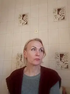 MichelleSolis online show from February 1, 2026, 2:04 pm