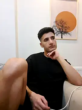 cherry827 online show from February 20, 2026, 11:39 pm