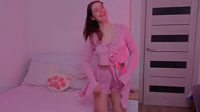 flowernnet online show from April 15, 2026, 7:18 pm