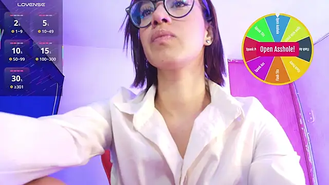 Zoe-Walzer online show from April 21, 2026, 3:40 pm