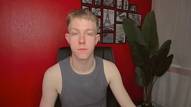 Snapshot of Dylan_Norton chatting on June 18, 2026, 10:42 am Dylan Norton online show from June 18, 2026, 10:42 am