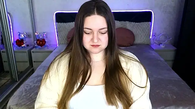 Eva Luxx online show from March 18, 2026, 3:03 pm