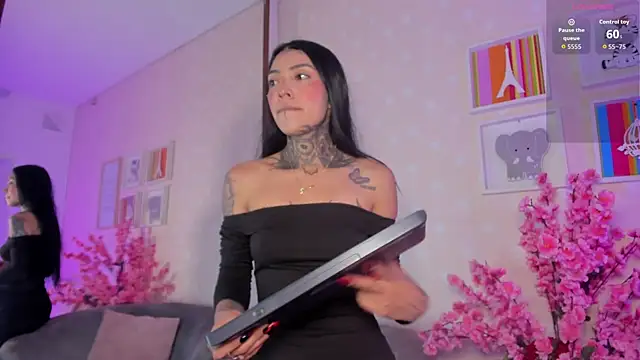 Ashley Blum  online show from March 25, 2026, 11:53 am