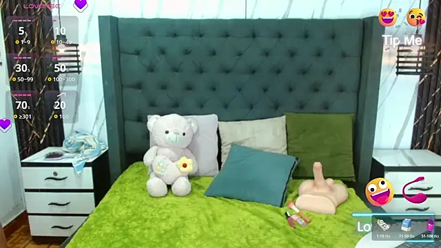 Sophia Valentina online show from March 25, 2026, 4:56 am