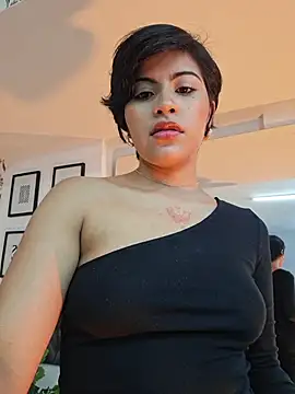 Eva Monroes online show from February 26, 2026, 3:17 am