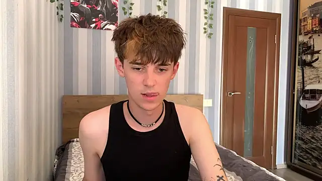 Snapshot of Sweet_Dude chatting on June 20, 2026, 2:33 pm Sweet Dude online show from June 20, 2026, 2:33 pm