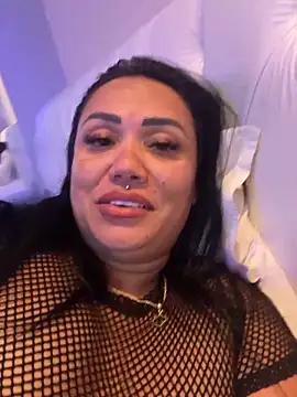 Snapshot of Deyseprado35 chatting on February 3, 2026, 6:22 am Deyseprado35 online show from February 3, 2026, 6:22 am