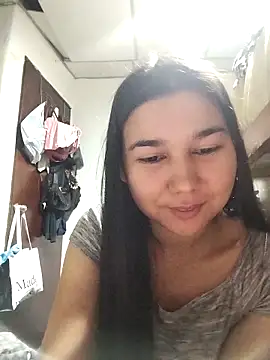 Merliah 1 online show from March 4, 2026, 1:52 pm