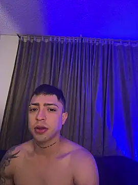 SavageBond  online show from February 28, 2026, 5:29 am