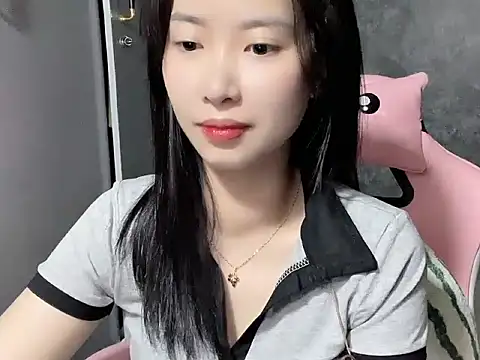 Linne6789 online show from March 5, 2026, 4:09 am