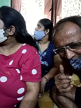 HoneyHush online show from March 8, 2026, 8:50 am