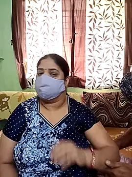 HoneyHush online show from February 18, 2026, 6:11 am