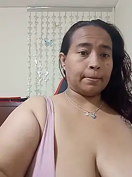 BustySexy Nataly online show from May 15, 2026, 6:33 am