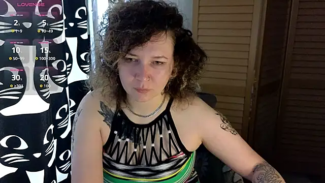 Snapshot of Ozalin_ chatting on July 1, 2026, 8:25 am Ozalin online show from July 1, 2026, 8:25 am