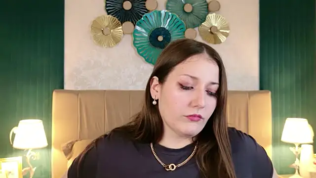 Anora Mills online show from March 27, 2026, 5:49 am