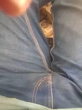 hot---boy1 online show from March 31, 2026, 9:55 am