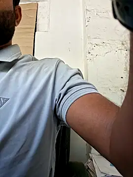 hot---boy1 online show from February 22, 2026, 5:21 am