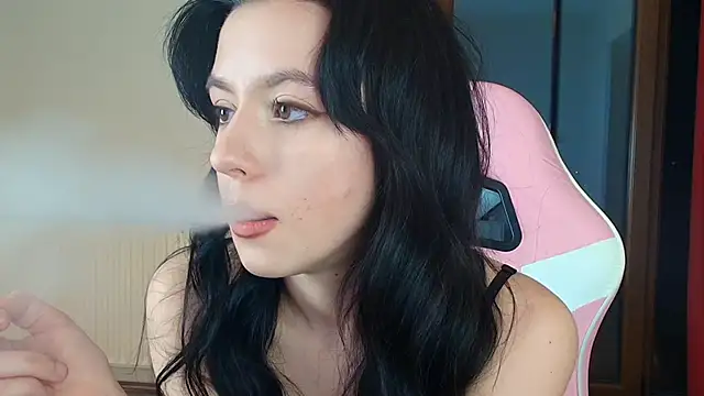 Snapshot of LunaAllure chatting on February 1, 2026, 4:16 pm LunaAllure online show from February 1, 2026, 4:16 pm