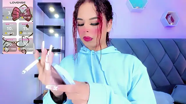 ManuelaJohnson online show from March 5, 2026, 12:46 pm