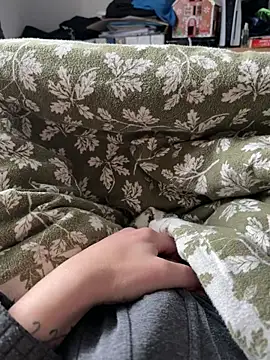 twankletoes1234 online show from February 6, 2026, 1:51 pm