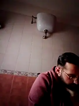 Snapshot of no-name15 chatting on February 21, 2026, 6:15 am no-name15 online show from February 21, 2026, 6:15 am