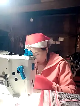 cana4455 online show from February 15, 2026, 5:52 am