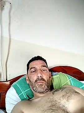 Snapshot of Spider2828 chatting on June 3, 2026, 12:17 pm Spider2828 online show from June 3, 2026, 12:17 pm