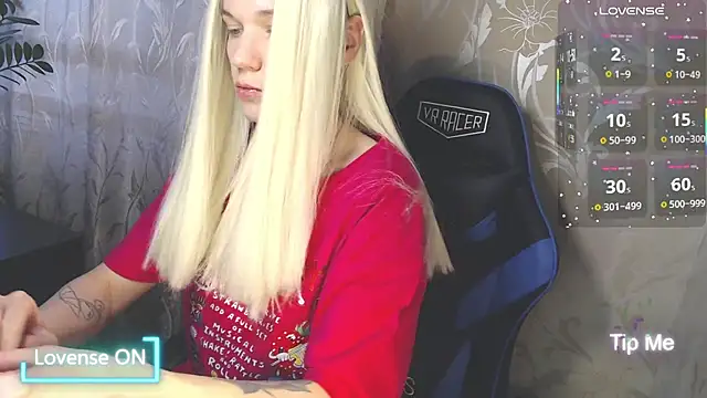 Shiny Victoria online show from April 15, 2026, 10:32 am