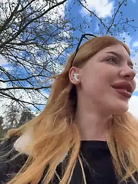 Jean Graay online show from April 9, 2026, 10:10 am