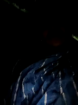 Royal hotti0011 online show from April 5, 2026, 7:42 pm