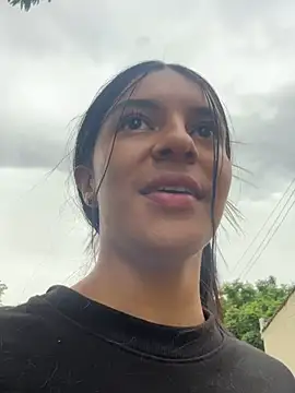 NaniBlossomX online show from March 12, 2026, 9:30 pm